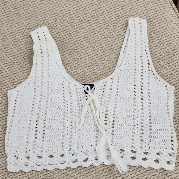 Forever 21 Tops - White Crochet Women's Top, Small